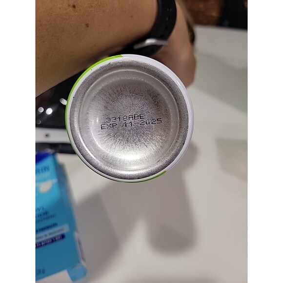 Alba Botanica - Sunscreen Spray Sensitive Formula Spf 50  5 Fl Oz New New - Picture 5 of 5